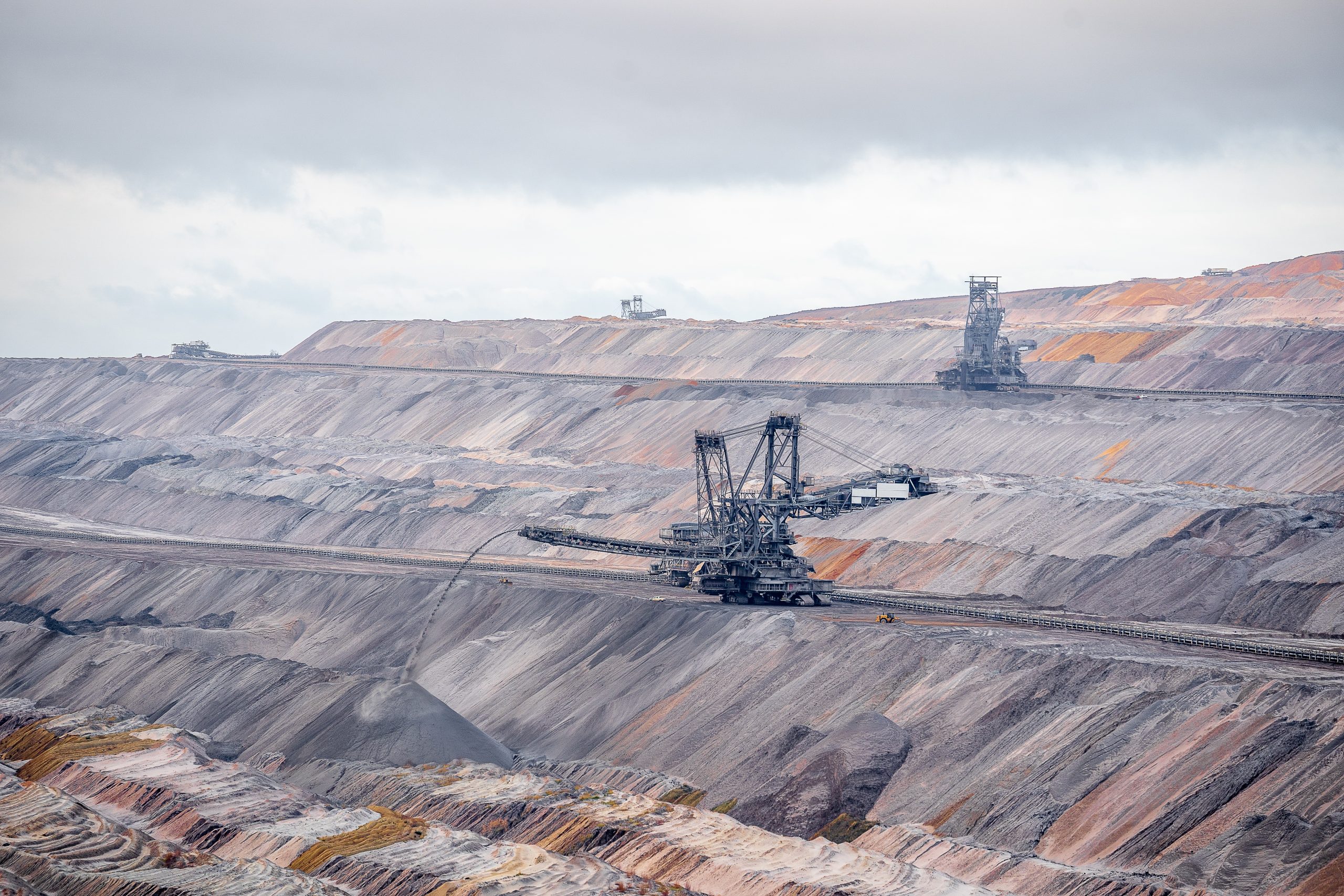 Leyanite Mining Services